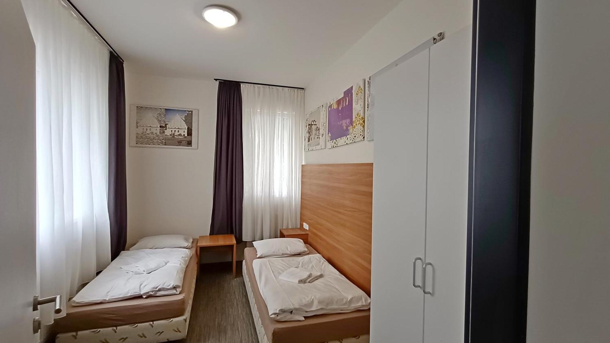 Apartments Gato Karlovy Vary Stara Role Eksteriør billede